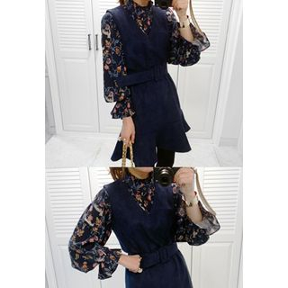 Miamasvin Frill-Collar Bell-Sleeve Patterned Blouse