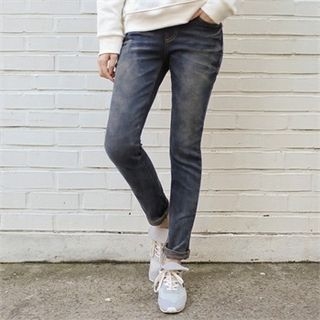 Styleberry Washed Straight-Cut Jeans