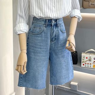 How to Style Jorts in Korean Fashion