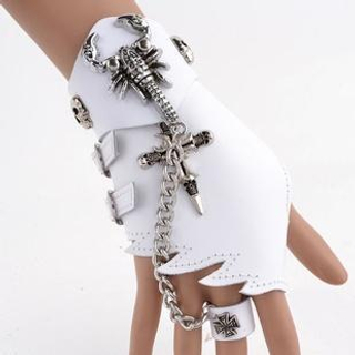 Trend Cool Set: Scorpion Bracelet Ring + Fingerless Glove