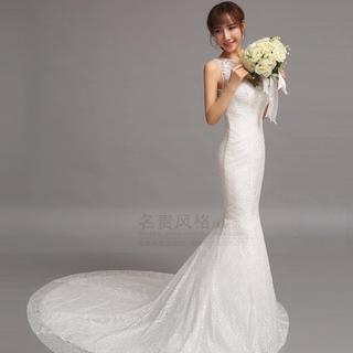 Luxury Style Sleeveless Lace Mermaid Wedding Dress with Train