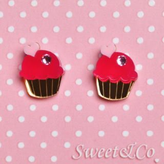 Sweet & Co. Sweet&Co. Mini Cupcake Stud Earrings Gold - One Size