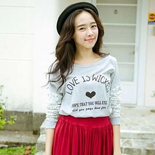 CatWorld Lace-Sleeve Lettering Pullover