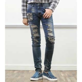 ABOKI Distressed Camouflage Pocket-Detail Jeans