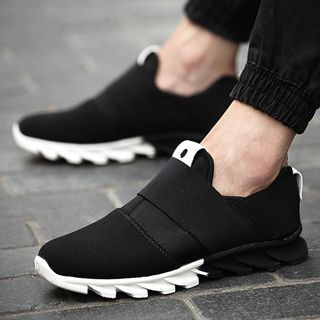 Chariot Slip-On Athletic Sneakers