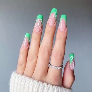 Miumi - Butterfly Press On Nail JP1578 - Green & Pink - One Size