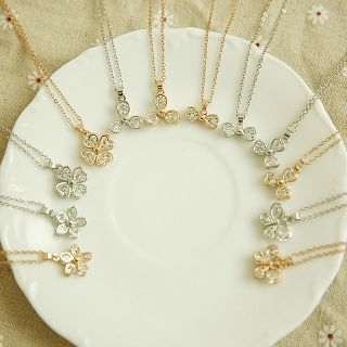 Seoul Young Rhinestone Necklace