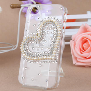 Fit-to-Kill Heart shaped Pearl iPhone 4/4S Case Transparent - One Size
