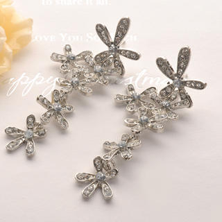 Fit-to-Kill Snowflake Earring Silver - One Size