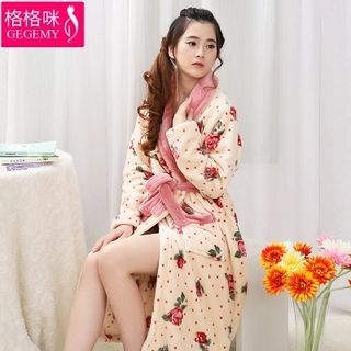 Yulu Floral Print Robe