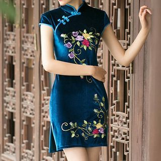 Janelle Qipao Embroidered Flower Short Cheongsam