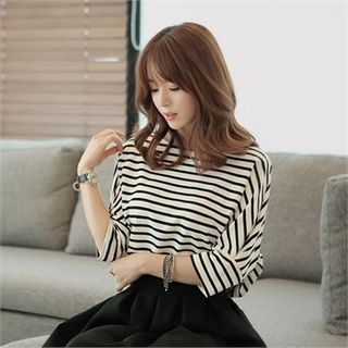 CHICLINE 3/4-Sleeve Striped T-Shirt