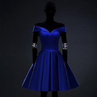 Royal Style Off-shoulder Pleated A Line Cocktail Dress