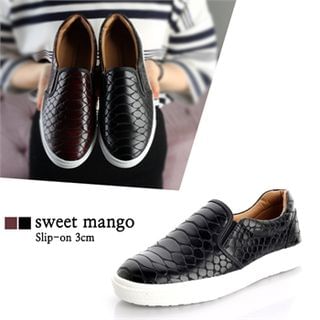 SWEET MANGO Couple Croc-Grain Slip-Ons