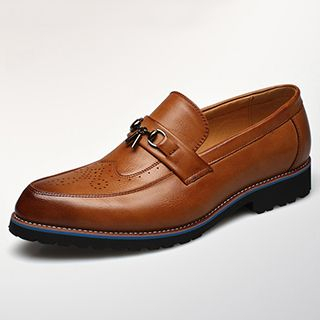 YAX Pointy Brogue Loafers