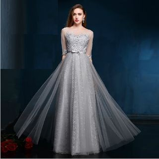 Luxury Style Elbow-Sleeve Lace Embroidered Evening Gown
