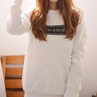 Lina Long Sleeved Lettering Pullover