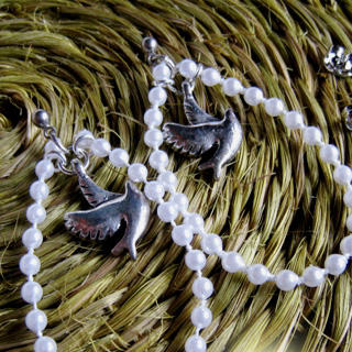 MyLittleThing Pigeon Pearl Earrings