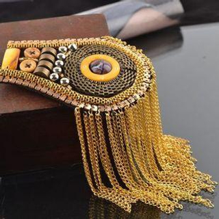 Trend Cool Tassel Badge