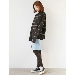 FROMBEGINNING Turtle-Neck Striped Knit Top