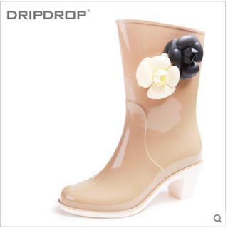 Dripdrop Camellia Chunky Heel Rain Boots
