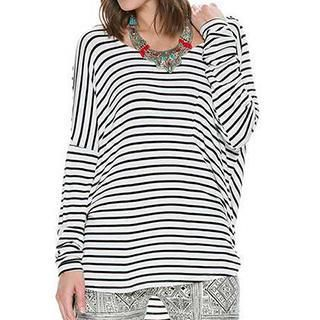 Richcoco Open-Back Striped Oversized T-Shirt
