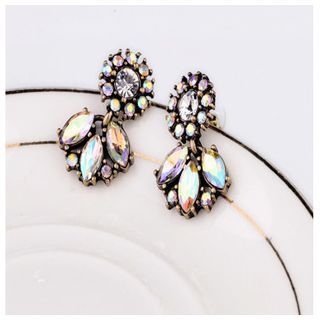 Glamiz Rhinestone Flower Earrings