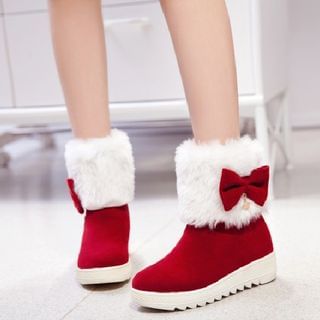 Pretty in Boots Platform Furry Bow Accent Short Boots