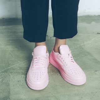 Zandy Shoes Perforated Sneakers