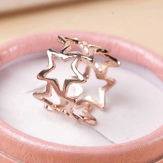 kissie kiss Star Ring