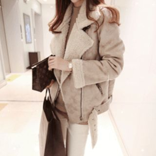 DAILY LOOK Zip-Detail Faux-Shearling Jacket