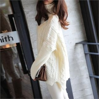 smusal Turtle-Neck Cable-Knit Sweater