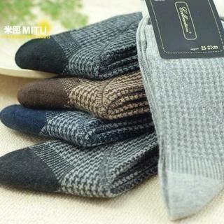 MITU Pattern Socks