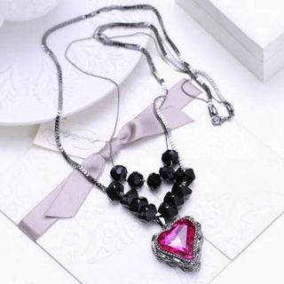 Glitglow Heart Beaded Necklace