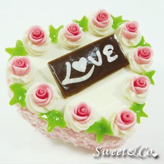 Sweet & Co. XL Handmade Pink Rose Love Heart Cake Pin
