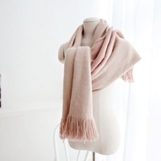 DAILY LOOK Fringed Scarf
