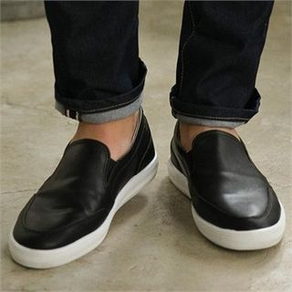 STYLEMAN Faux-Leather Slip-Ons