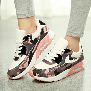 SouthBay Shoes Camouflage Print Sneakers