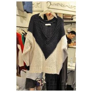 Ashlee Two-tone V-neck Sweater