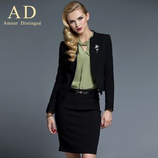 Aision Brooched Blazer