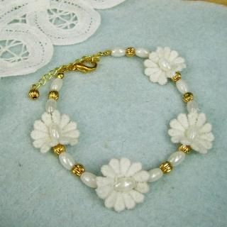MyLittleThing Vintage Classic Lace Flower Bracelet(White)