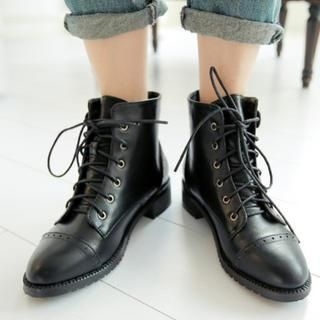 Pangmama Buckled Lace-Up Ankle Boots
