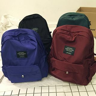 KAKASA Lightweight Backpack