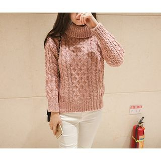 Soft Luxe Cable Knit Turtle-Neck Pullover Top