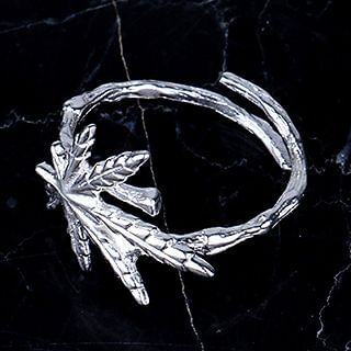 KELLY LIMITED Sterling Silver Leaf Ring