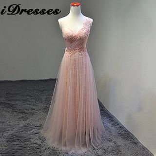 idresses Sleeveless Lace Panel V-neck Evening Gown