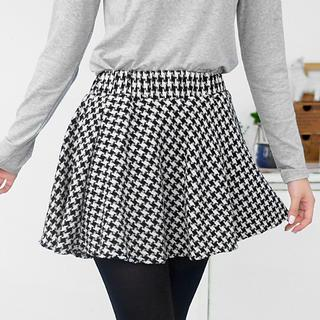 59 Seconds Ruffled Houndstooth Mini Skirt Black and White - One Size