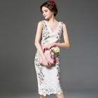 Floral Print Crochet Lace Midi Sheath Dress от YesStyle.com INT Floral Print Crochet Lace Midi Sheath Dress от YesStyle.com INT