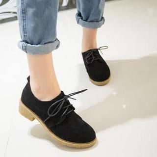 IYATO Lace-Up Oxfords