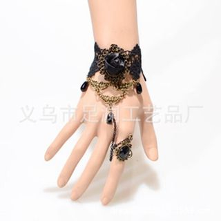 LENNI Flower Metal Lace Bracelet With Jeweled Ring